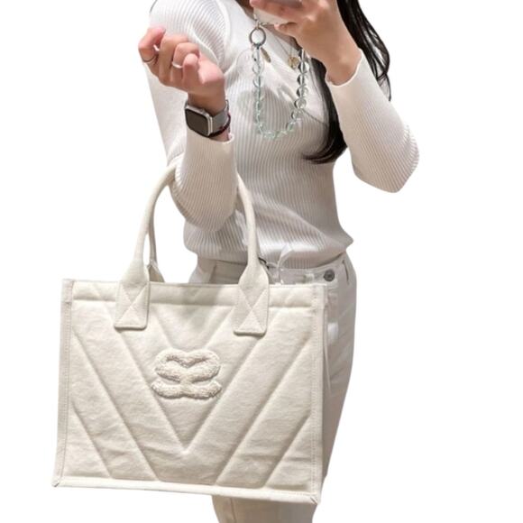 NWT Sandro Kabash Quilted Tote Bag Ecru White Medium Designer Bag - Picture 2 of 12